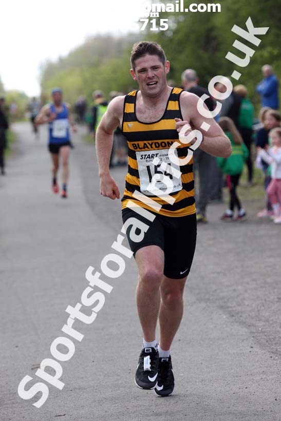 Terry O'Gara Memorial 5k Road Race, Wallsend. Photo:  David T. Hewitson/Sports for All Pics